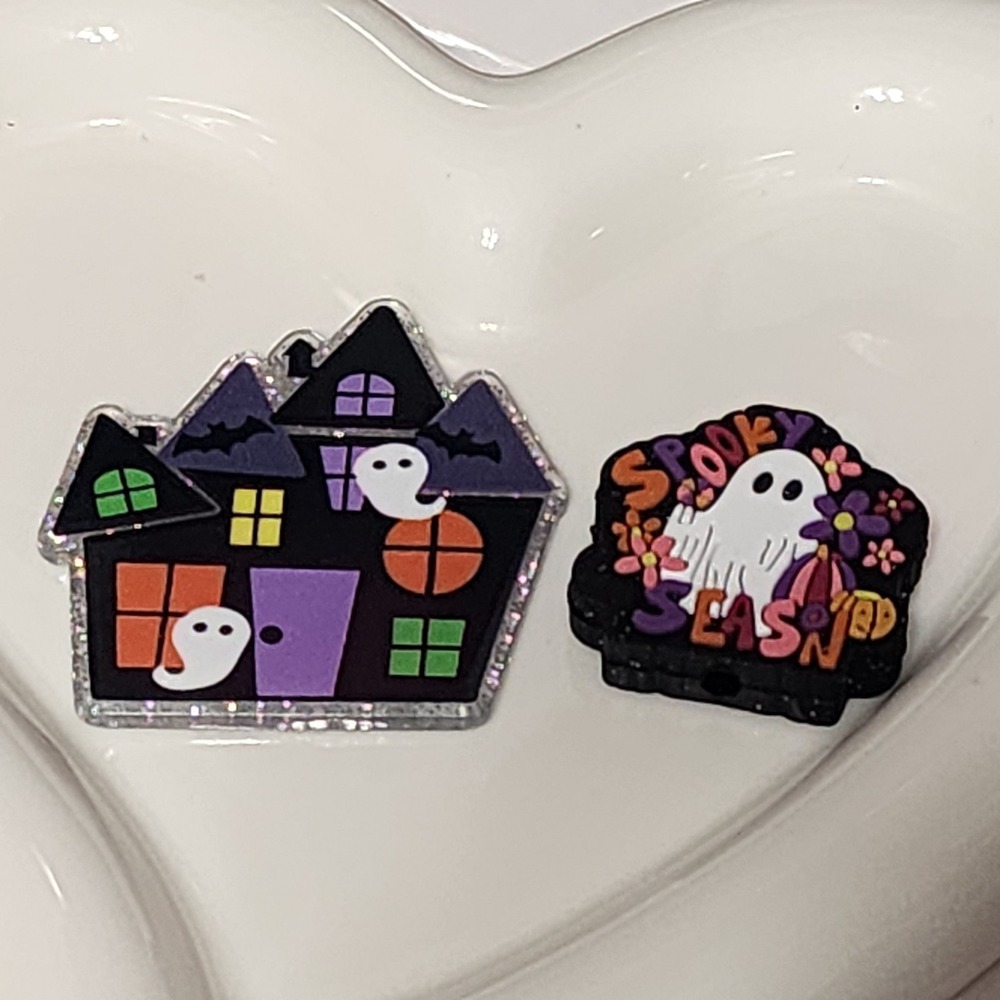 Halloween Haunted House  Flatback Focal Bead Beaded Pen Badge Spooky Season